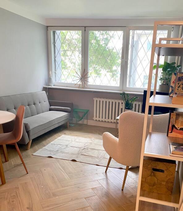 Apartment Close To Metro, 8 Minutes To Centrum And Near Airport Warszawa Zewnętrze zdjęcie