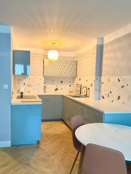 Apartment Close To Metro, 8 Minutes To Centrum And Near Airport Warszawa Zewnętrze zdjęcie
